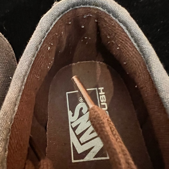 SOLD 5/11 Vans Ultracush Retro Men’s Sneakers, Size 8.5 - Picture 13 of 14